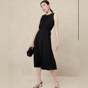 Banana Republic Crystal Pleated Midi Dress